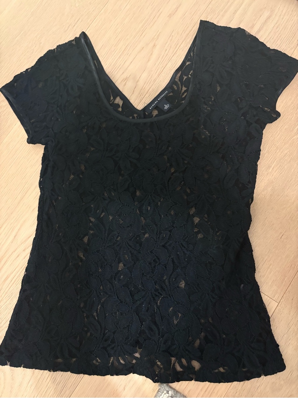 Banana Republic Black Floral Lace Short Sleeve Top